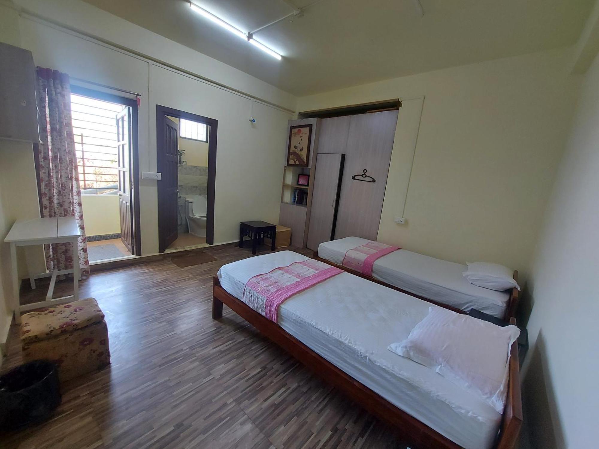 Giftland Homestay Āīzawl Exterior foto